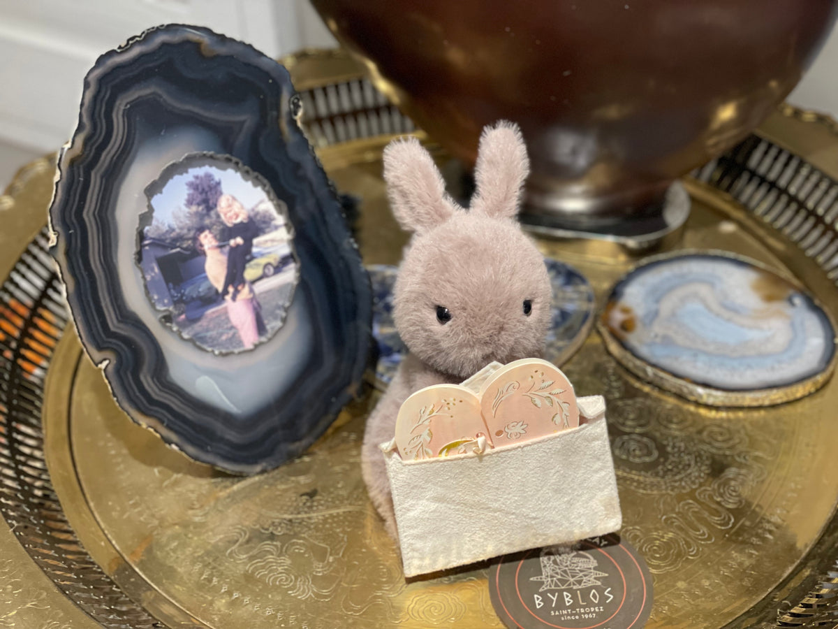You've Got Bunny Mail — Tesoro