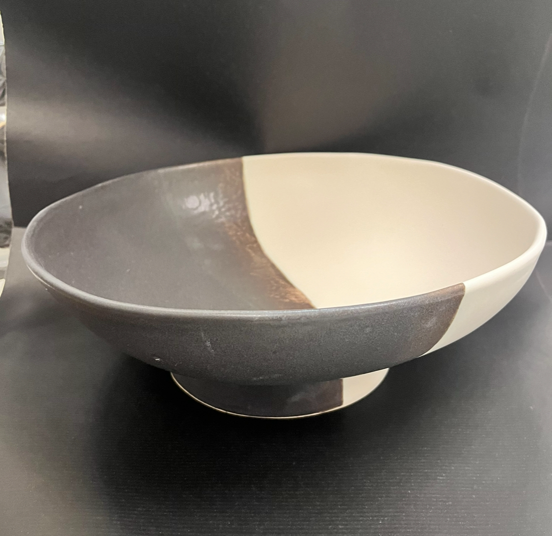 Charcoal &amp; Matte White Duo Medium Footed Bowl