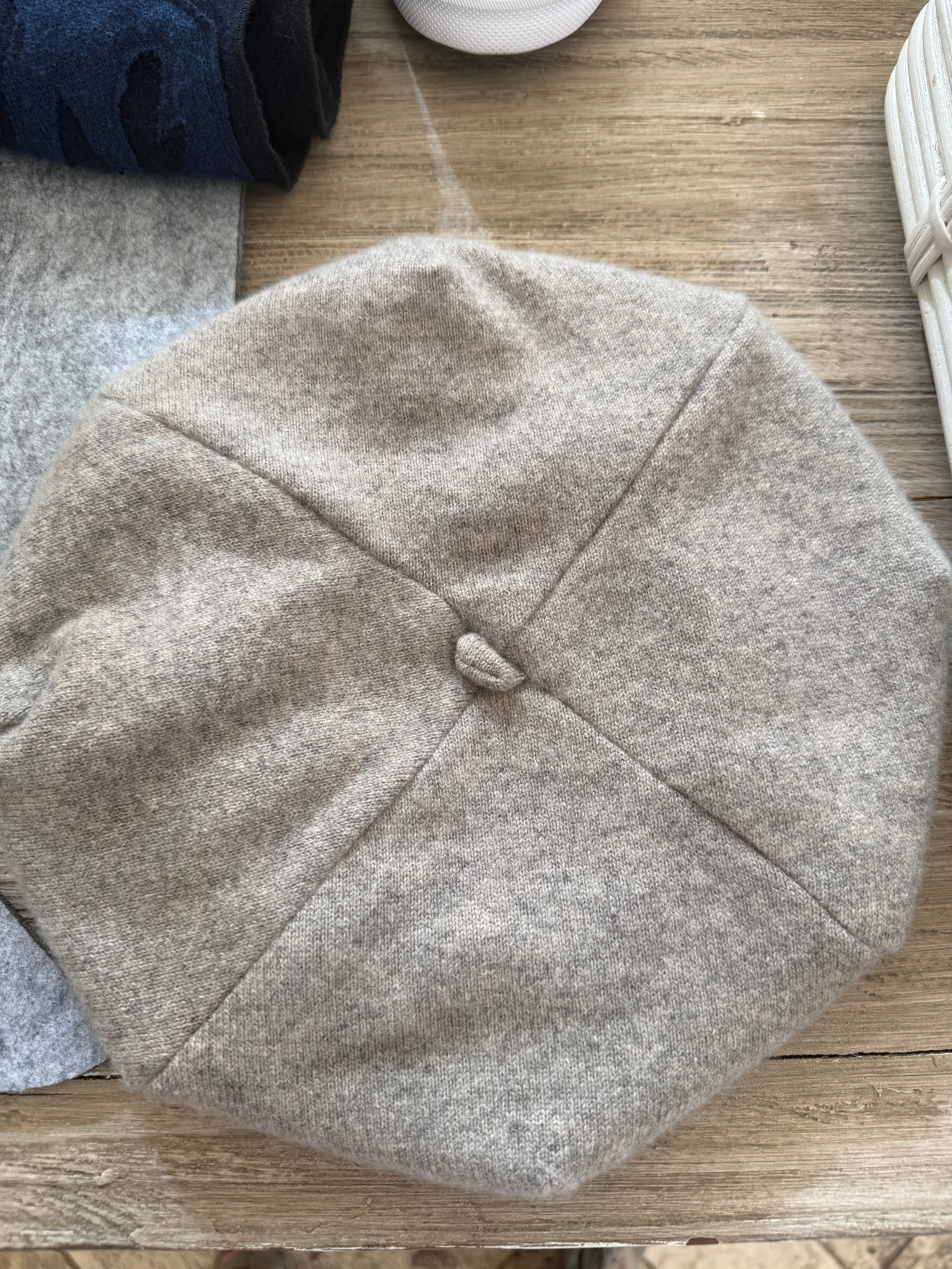 DL1 Brown Taupe Beret