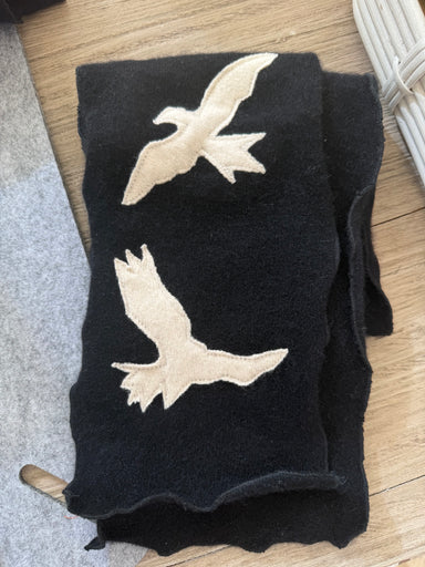 Black Birds Scarf